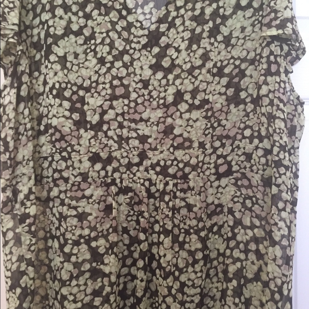 Button down blouse - Picture 2 of 2